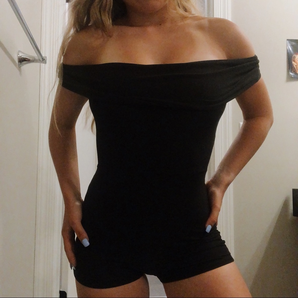 Off the Shoulder Bodycon Black Romper